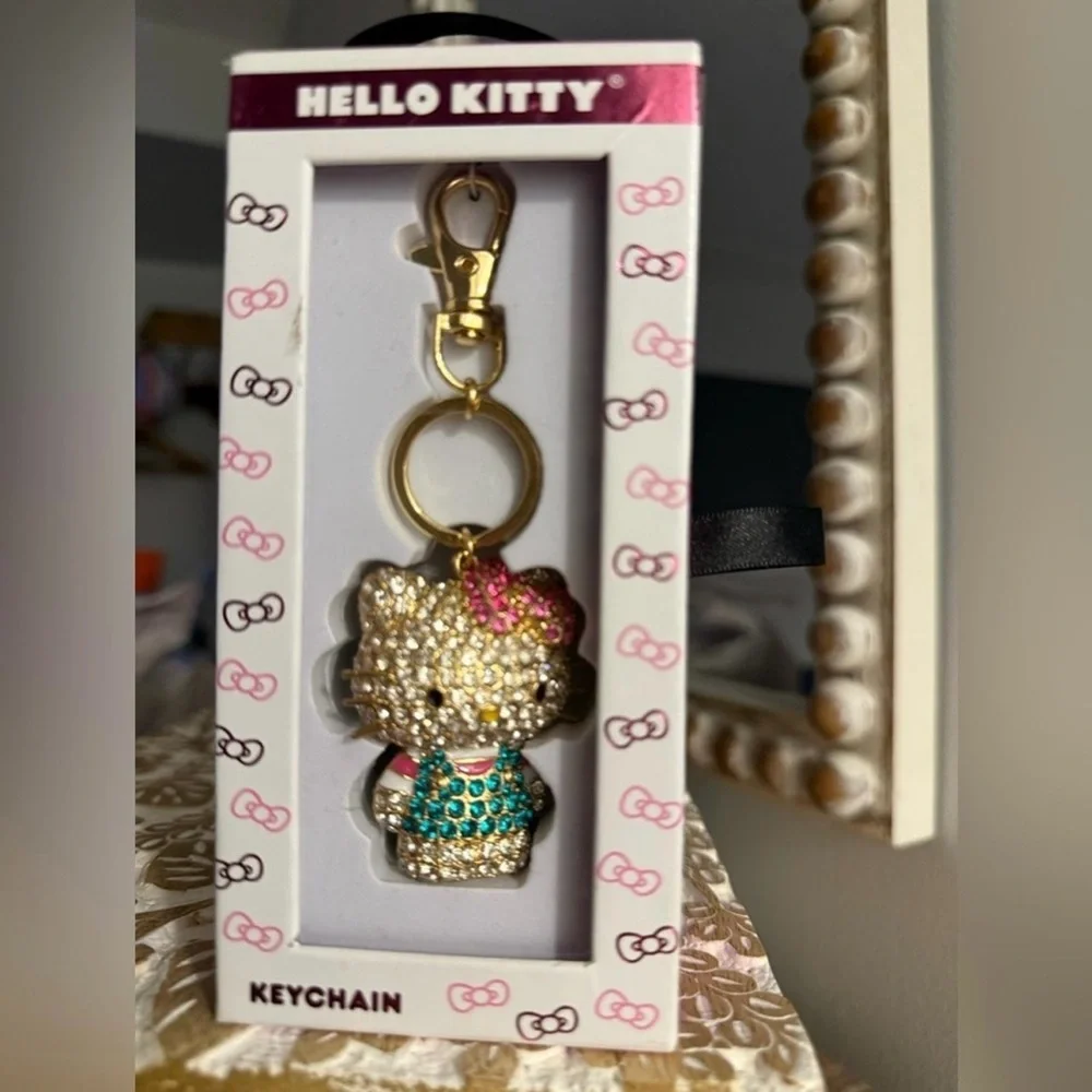 Hello Kitty Crystal Rhinestone Keychain Bow Bag Charm Gift Box NWT